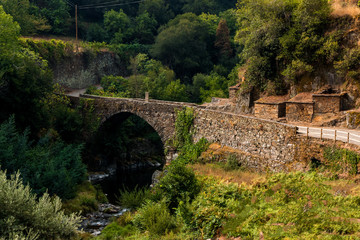 Fototapeta na wymiar Cabreira Old Bridge, near Gois, Portugal