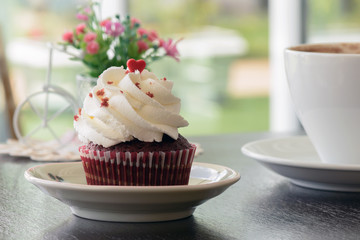 coffee and a cup cake