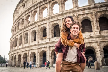 Photo sur Plexiglas Rome Couple au Colisée, Rome