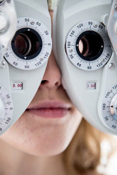 Foropter. Badanie wzroku. Optometria. 