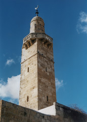Fototapeta na wymiar Minaret of the Omar Mosque