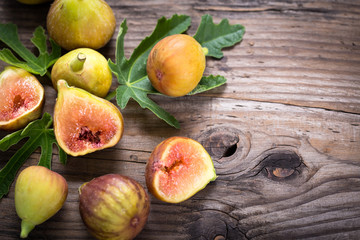 Fresh organic figs