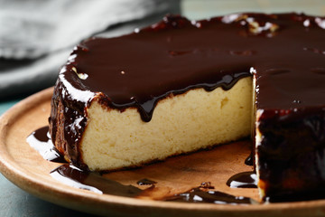 Cheesecake with chocolate