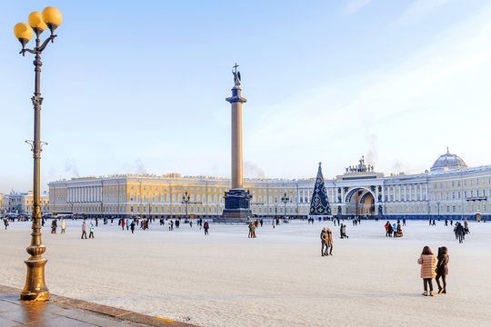 Winter view of the building of the General Staff in the palace square in St. Petersburg