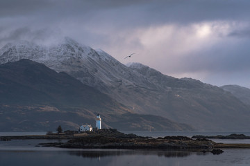 Eilean Sionnach Lighthouse