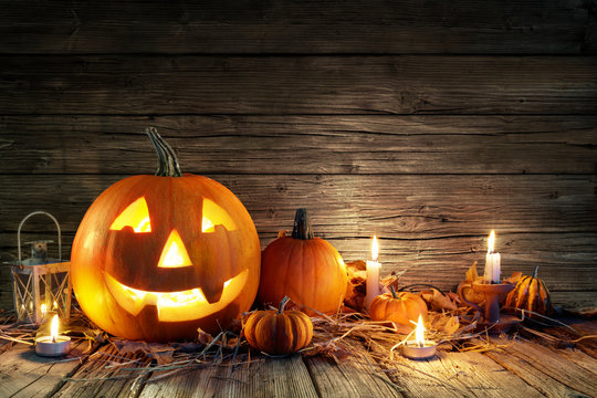 1,851,408 BEST Halloween IMAGES, STOCK PHOTOS & VECTORS | Adobe Stock