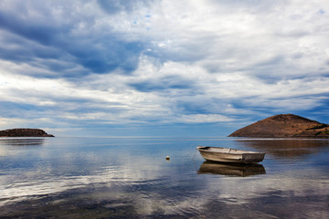 ENCOUNTER BAY BOAT