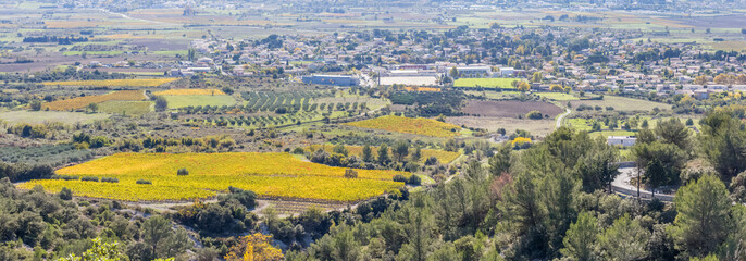panorama du village de Clarensac, Gard, Occitanie, France 
