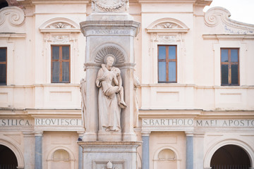 Fototapeta premium ancient rome archetecture