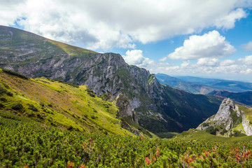 Fototapeta na wymiar View around Giewont summit, poland, Tatry mountains