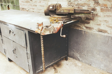 Iron clamp in the factory