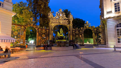 Fototapeta na wymiar The amazingly beautiful and impressive Place in Nancy at night