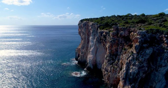 falaise sur la c&ocirc;te espagnole