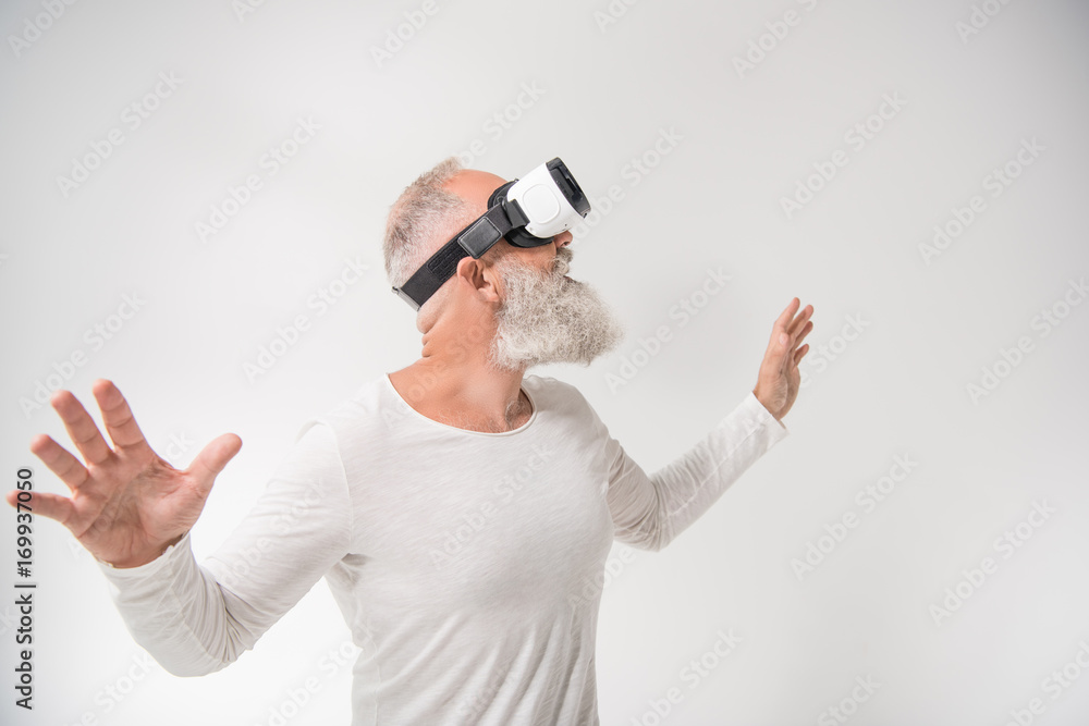 Wall mural man with virtual reality headset