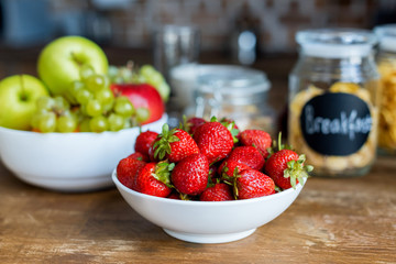 fruits and cereals for breakfast