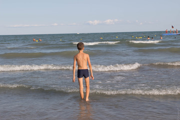 Fototapeta premium Il ragazzo ed il mare