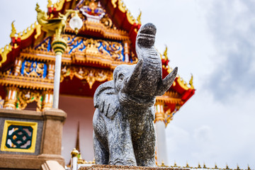 タイ、バンコク：象 ワットカンラット(Wat Khan Lat)