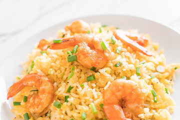 fried rice with shrimps