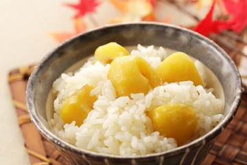 栗ごはん　Chestnut steamed rice