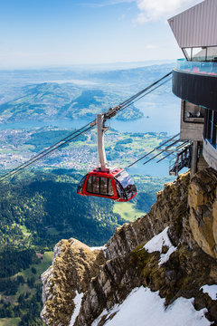 Pilatus Kulm und Seilbahn, Gipfel &uuml;ber dem Vierwaldst&auml;ttersee, Schweiz, Europa