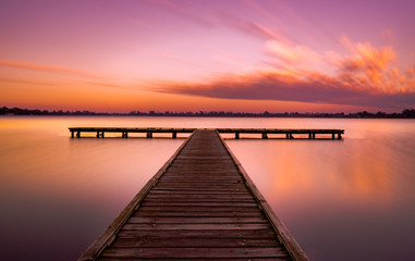 Obraz premium A silent morning by the lake