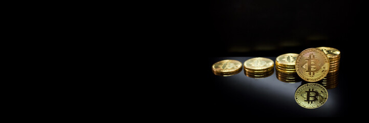 Bitcoin Gold Münzen Kryptowährung Banner Website Design Werbung - Platz für den eigenen Text