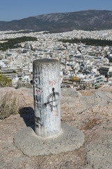 Messungssäule auf dem Philopapposhügel in Athen, Griechenland