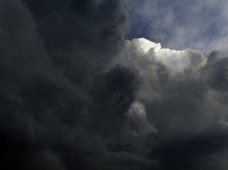 Fototapeta premium Dramatic clouds before summer storm