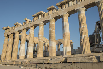 Fototapeta premium Säulen des Parthenon auf der Akropolis in Athen, Griechenland