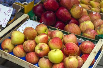 Apple in Box