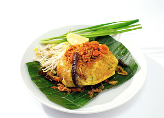 fried noodle in thai style, pad thai