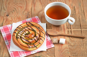 Tea and bun