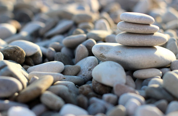 Fototapeta na wymiar the stones on the seashore, a group of stones