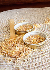 Mix of five cereals: wheat, spelled, barley, oats, rice.