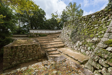 備中松山城 石垣・土塀 -天守が残る日本で唯一の山城-