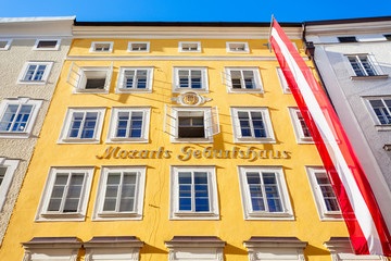 Mozarts birthplace geburtshaus, Salzburg - obrazy, fototapety, plakaty