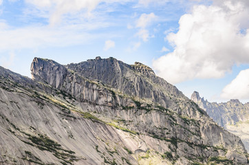 Naklejka premium Daylight landscape, view on mountains and rocks, Ergaki