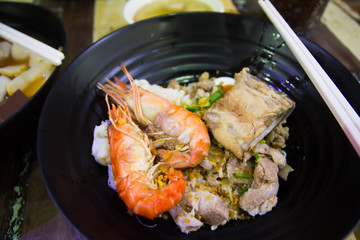 Noodles with Tom Yum Shrimp and Pork,Thai Food