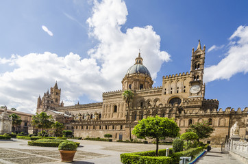 Obraz premium Panoramic of the cathedral of Palermo Sicily