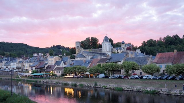 soleil couchant &agrave; Terrasson Dordogne
