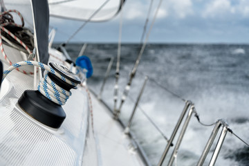 Naklejka premium Winsch auf einer Segelyacht