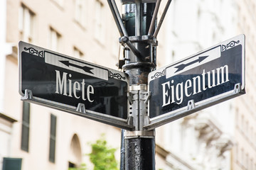 Obraz premium Schild 259 - Eigentum