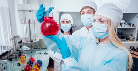 Science technician at work in the laboratory.