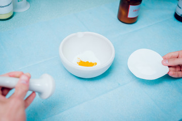 Science technician at work in the laboratory.