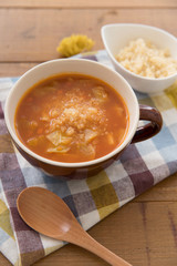 キヌアの入ったミネストローネ