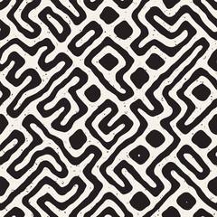 Seamless pattern with maze lines. Monochrome abstract background. Vector hand drawn labyrinth.