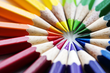 Fototapeta premium Closeup of colorful color pencil stationery