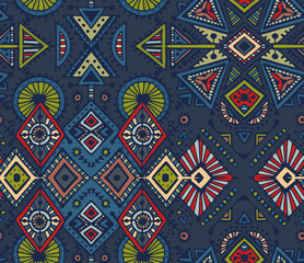 Obraz premium Vector hand drawn seamless pattern with tribal abstract elements