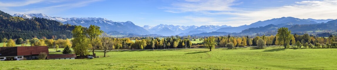 bunte Farbenpracht im herbstlichen Allgäu
