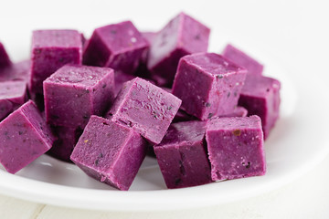 Homemade currant flavor fudge candies